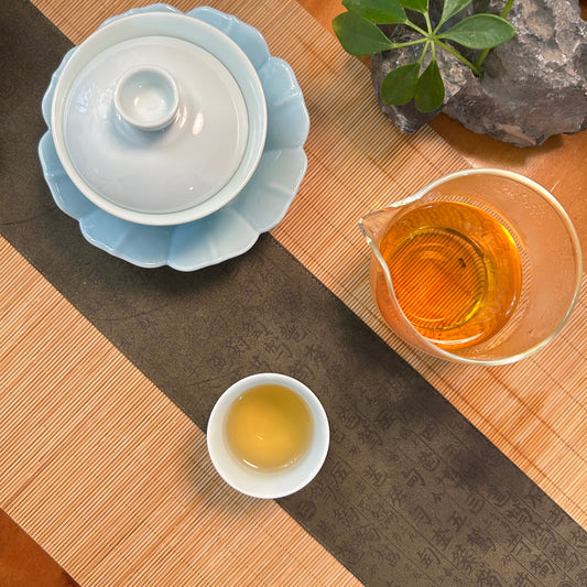 Almond-Scented Dancong Oolong Tea