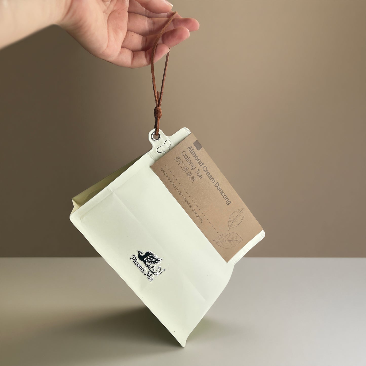 Almond-Scented Dancong Oolong Tea